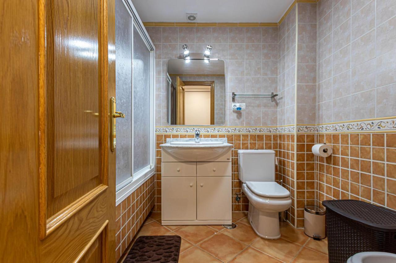 797 Holiday Rentals- Piso Con Amplia Terraza A Solo 1 Min De La Playa Benalmádena Esterno foto