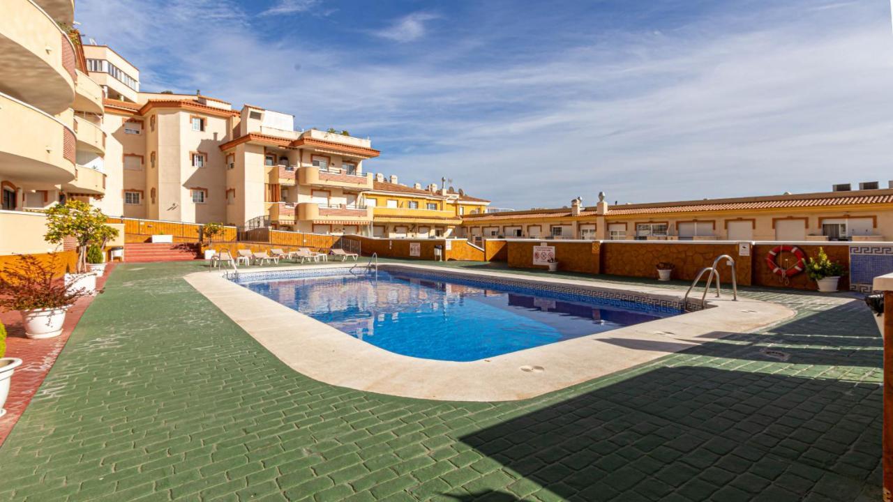 797 Holiday Rentals- Piso Con Amplia Terraza A Solo 1 Min De La Playa Benalmádena Esterno foto