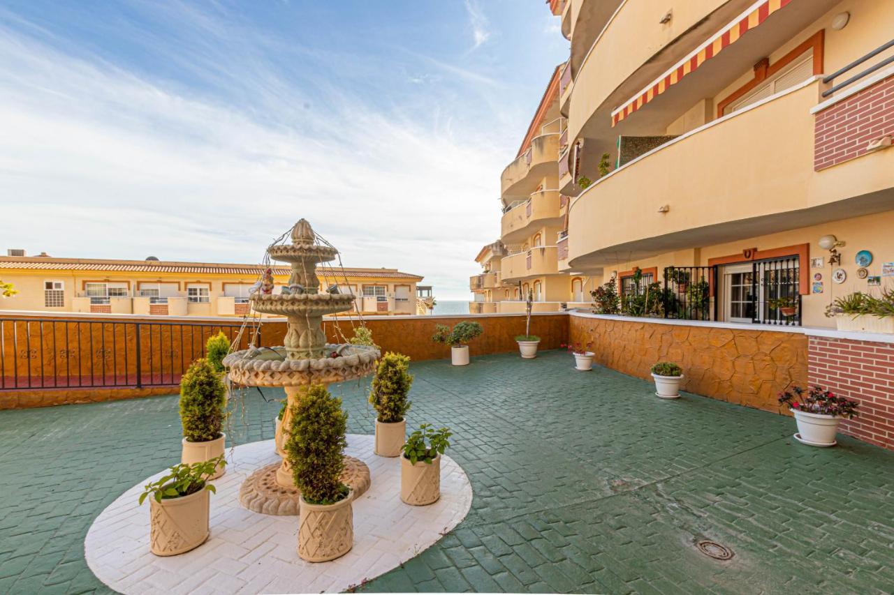 797 Holiday Rentals- Piso Con Amplia Terraza A Solo 1 Min De La Playa Benalmádena Esterno foto